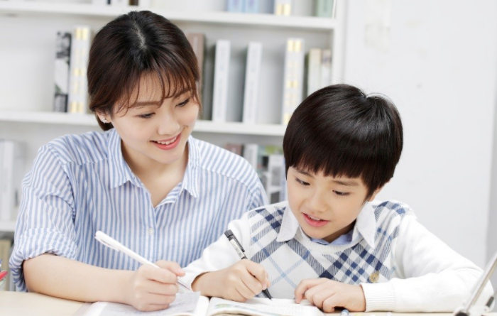 魏老师 湖南师范大学家教老师